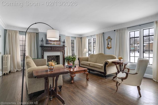 19435 Shrewsbury Road, Detroit, MI 48221