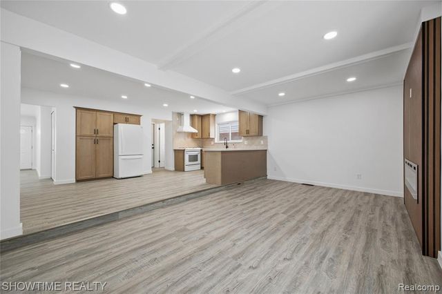 11248 Forrer Drive, Sterling Heights, MI 48312