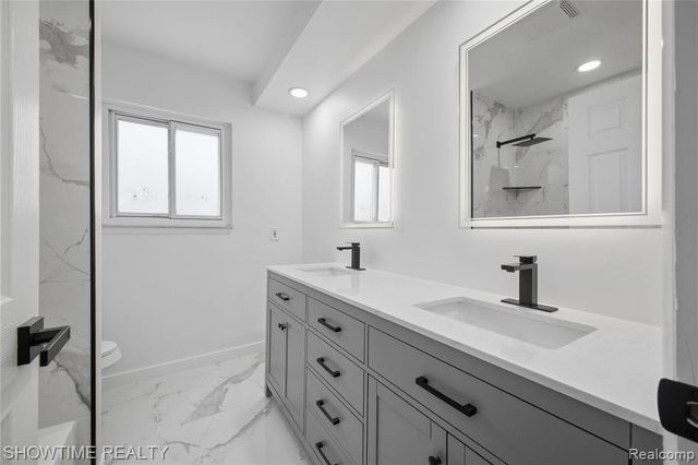 11248 Forrer Drive, Sterling Heights, MI 48312