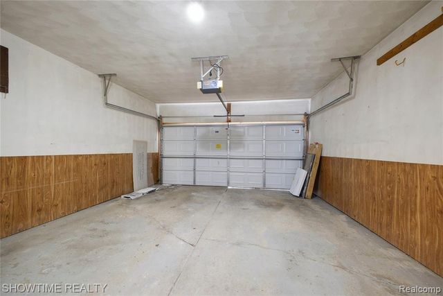 11248 Forrer Drive, Sterling Heights, MI 48312