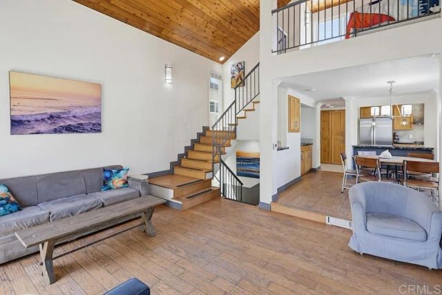 728 Jamaica Court, San Diego, CA 92109