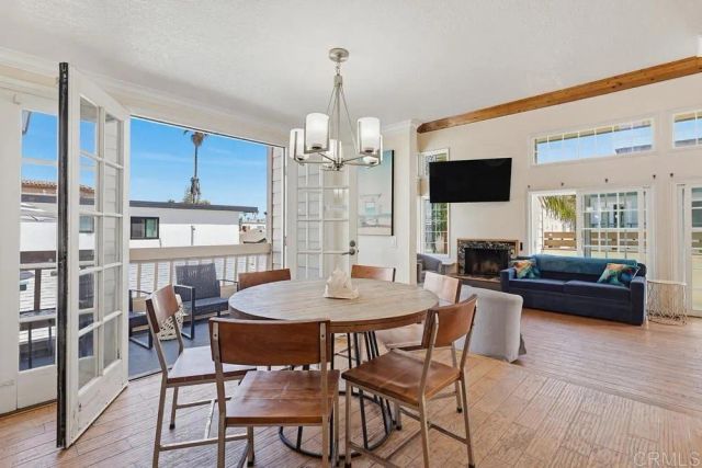 728 Jamaica Court, San Diego, CA 92109
