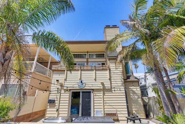 728 Jamaica Court, San Diego, CA 92109