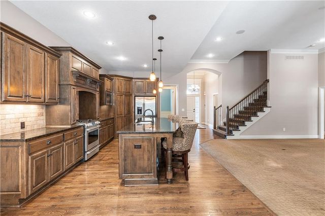 15540 Eby Street, Overland Park, KS 66221