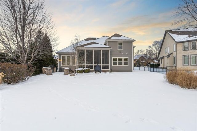 15540 Eby Street, Overland Park, KS 66221