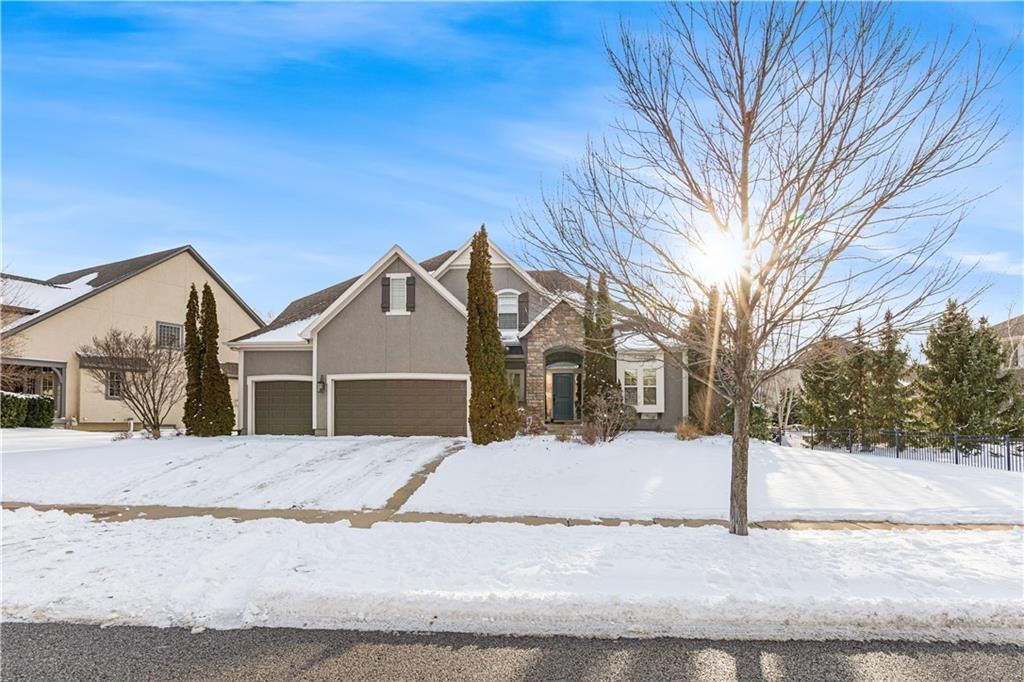 15540 Eby Street, Overland Park, KS 66221