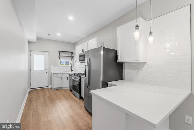 1410 E LANVALE ST, Baltimore, MD 21213