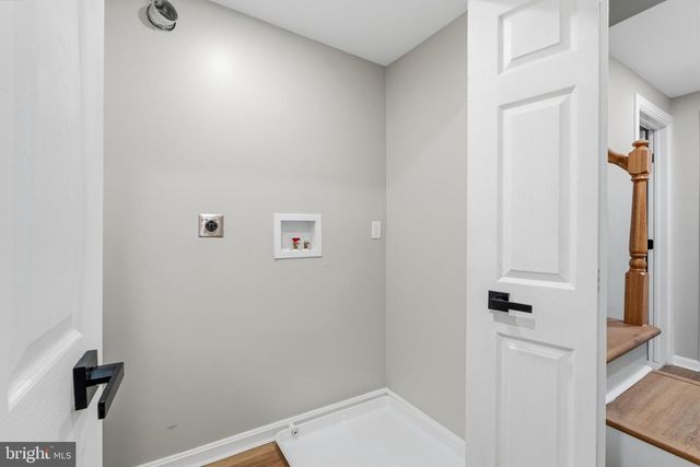 1410 E LANVALE ST, Baltimore, MD 21213