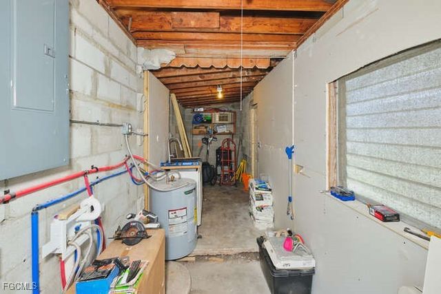 1637 Piney RD, North Fort Myers, FL 33903