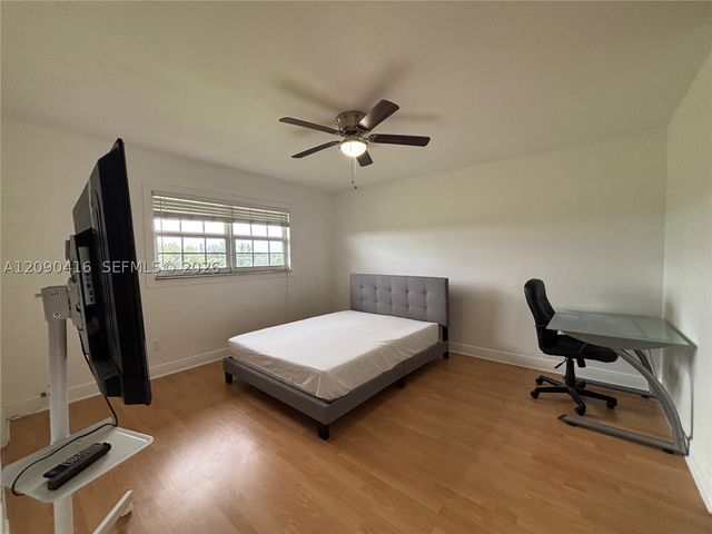 2500 SW 81st Ave 403, Davie, FL 33324
