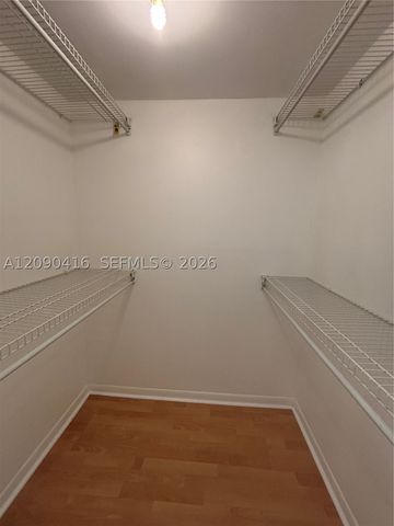 2500 SW 81st Ave 403, Davie, FL 33324