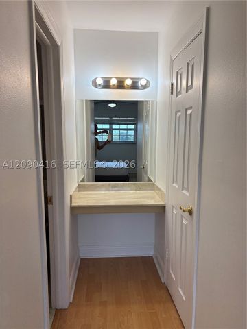 2500 SW 81st Ave 403, Davie, FL 33324