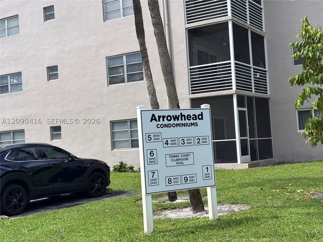 2500 SW 81st Ave 403, Davie, FL 33324