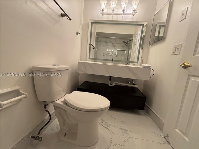 2500 SW 81st Ave 403, Davie, FL 33324