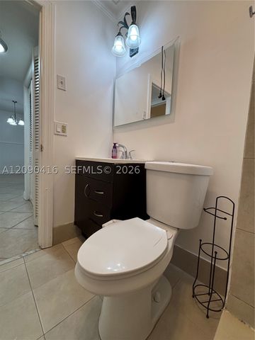 2500 SW 81st Ave 403, Davie, FL 33324