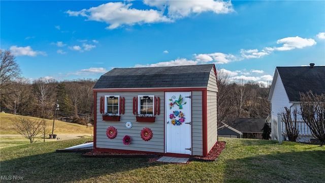 5120 Orchard Avenue, Parkersburg, WV 26105