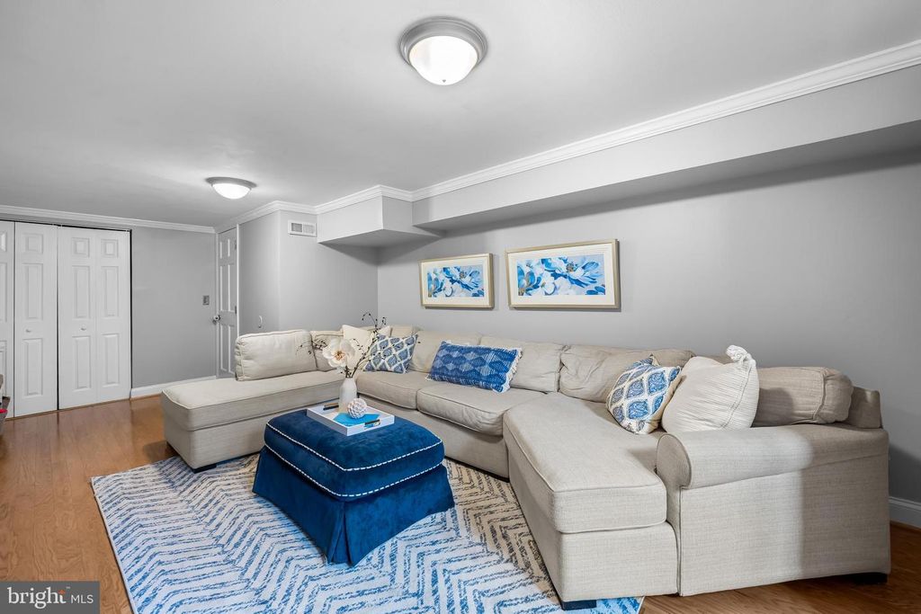 Image 18 of property listing at 132 OSTEND ST W, Baltimore, MD 21230
