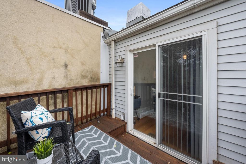 Image 26 of property listing at 132 OSTEND ST W, Baltimore, MD 21230