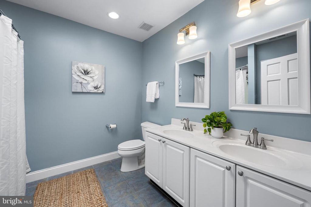 Image 27 of property listing at 132 OSTEND ST W, Baltimore, MD 21230