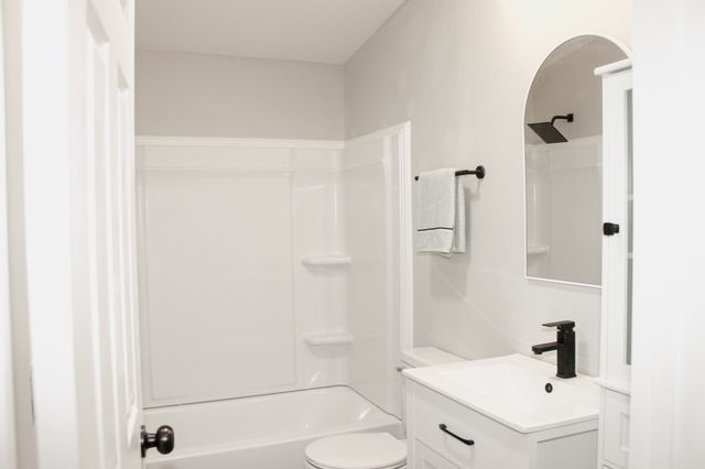 601 Foxwood Dr, Crossville, TN 38571