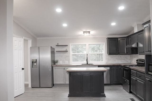 601 Foxwood Dr, Crossville, TN 38571