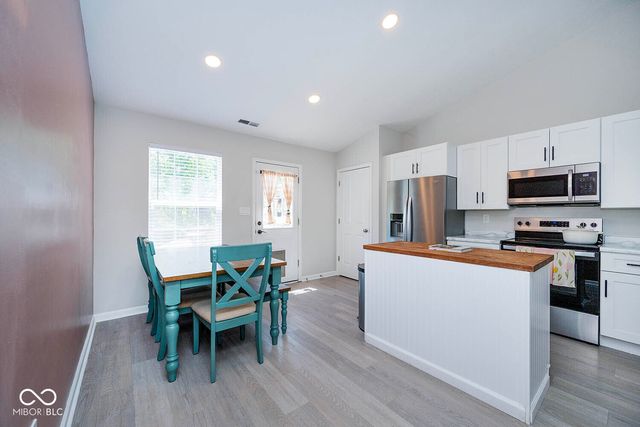 12337 River Valley Drive, Fishers, IN 46037