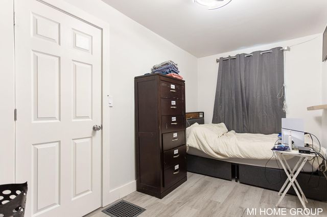 1212 Princeton Avenue, Kalamazoo, MI 49007