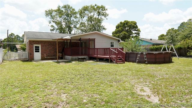 5948 Lexington Drive, Hope Mills, NC 28348