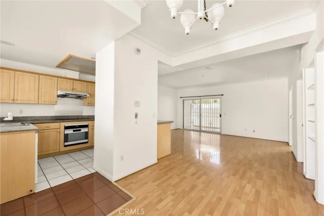 121 N Mcpherrin Avenue 105, Monterey Park, CA 91754