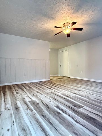 500 Pleasant Valley Road, Morehead, KY 40351