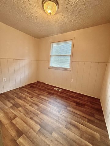 500 Pleasant Valley Road, Morehead, KY 40351