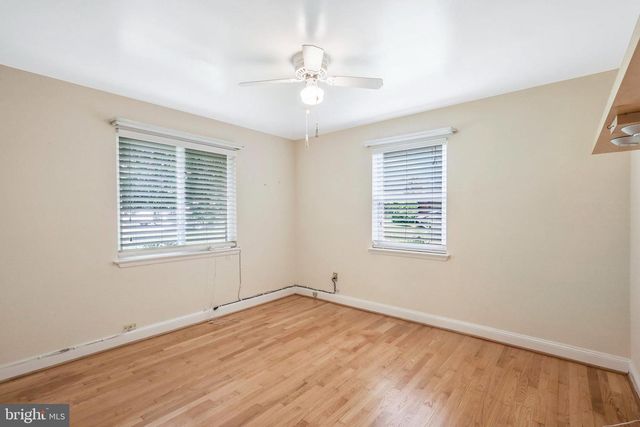 7030 DONNA CIR, Annandale, VA 22003