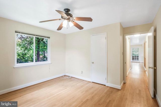 7030 DONNA CIR, Annandale, VA 22003