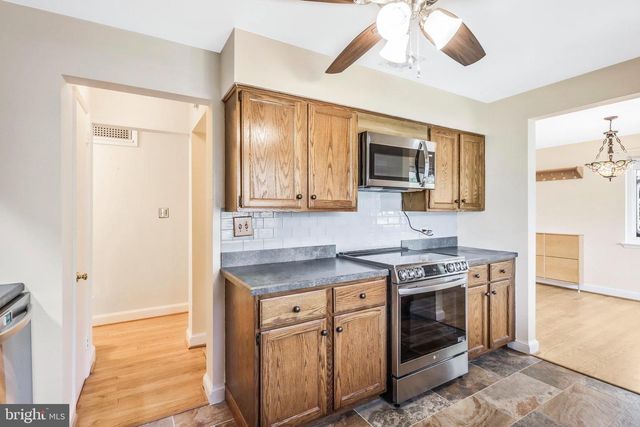 7030 DONNA CIR, Annandale, VA 22003