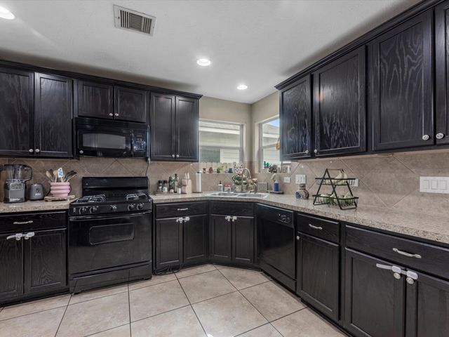 1418 Stonehedge Bend Drive, Houston, TX 77073