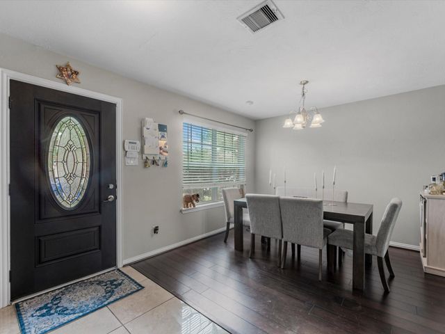 1418 Stonehedge Bend Drive, Houston, TX 77073