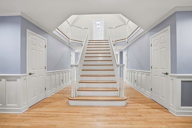 179 South St, Upton, MA 01568