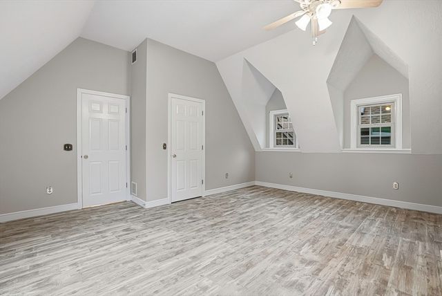 179 South St, Upton, MA 01568