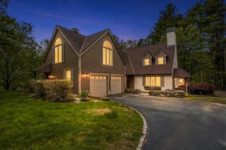 179 South St, Upton, MA 01568