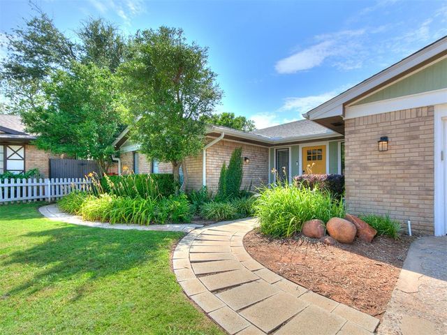 6112 Shaftsbury Road, Oklahoma City, OK 73132