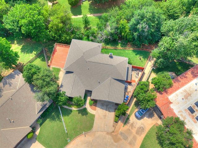 6112 Shaftsbury Road, Oklahoma City, OK 73132