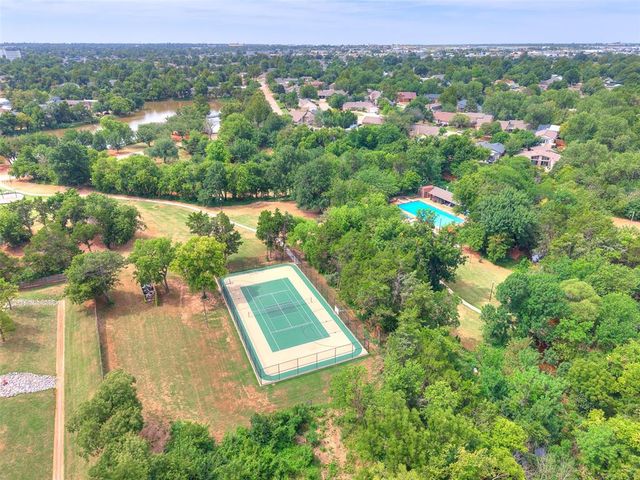 6112 Shaftsbury Road, Oklahoma City, OK 73132