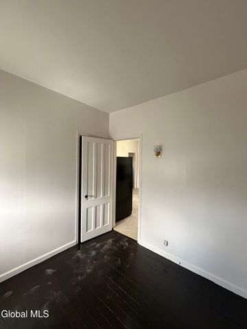 318 Georgetta Dix Plaza, Schenectady, NY 12307