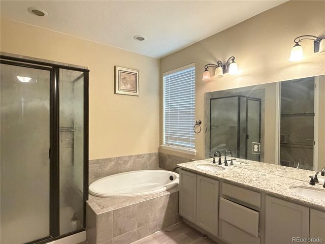 22848 E Saratoga Place, Aurora, CO 80015