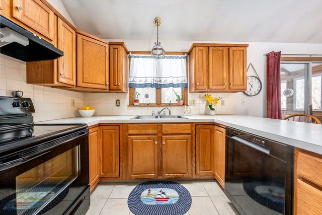 92 Azalea Dr, Harwich, MA 02645