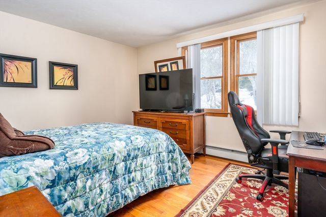 92 Azalea Dr, Harwich, MA 02645