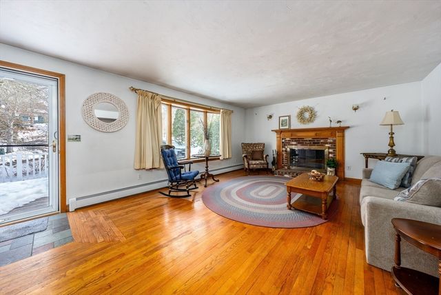 92 Azalea Dr, Harwich, MA 02645