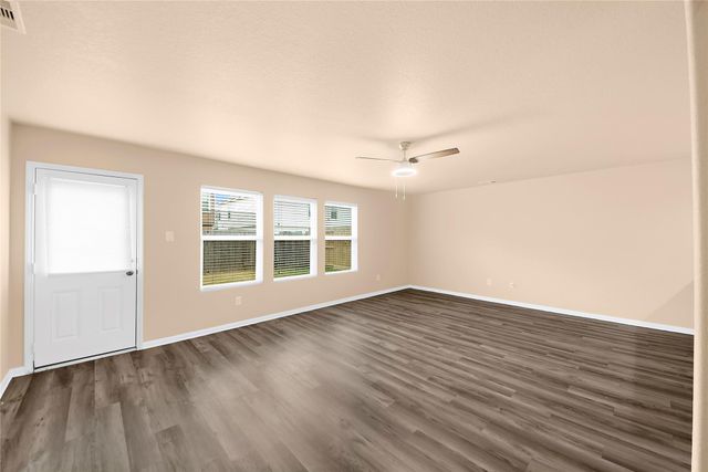 16751 N Rail Drive, Conroe, TX 77385