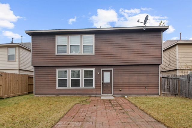 16751 N Rail Drive, Conroe, TX 77385