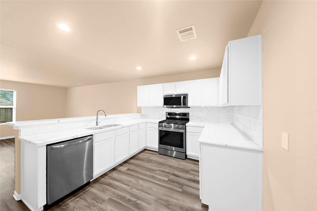 16751 N Rail Drive, Conroe, TX 77385